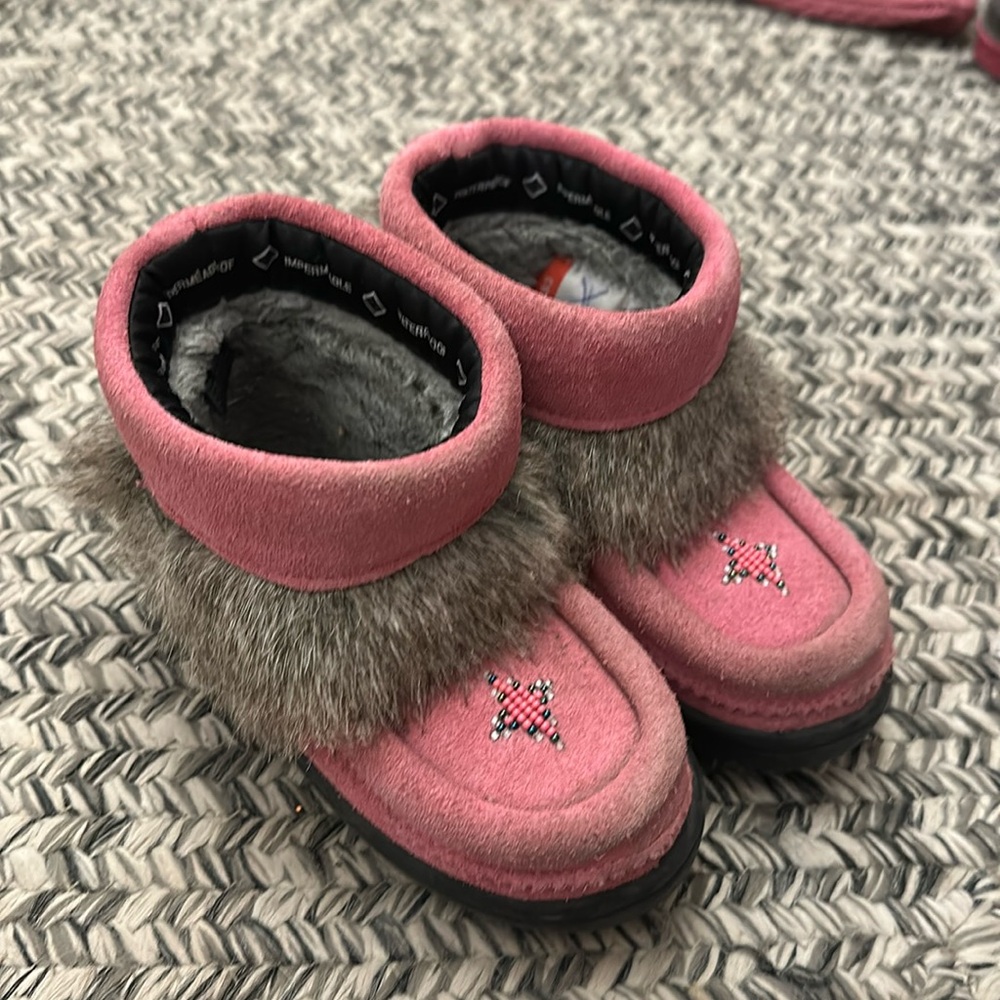 Manitobah Mukluks WATERPROOF FAUX FUR TODDLER SNOWY OWLET
